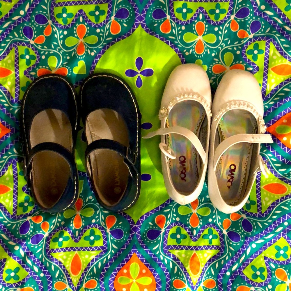 Leather Mary Janes and White high heels 11T